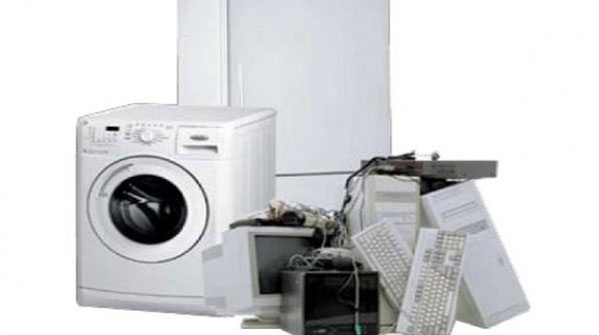 Rifiuti elettronici: tracciabilità e raccolta a domicilio – Ecolight lancia un nuovo servizio per le aziende Rifiuti elettronici: tracciabilità e raccolta a domicilio – Ecolight lancia un nuovo servizio per le aziende